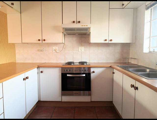 2 BEDROOM APARTMENT SOLD IN MORELETA PARK